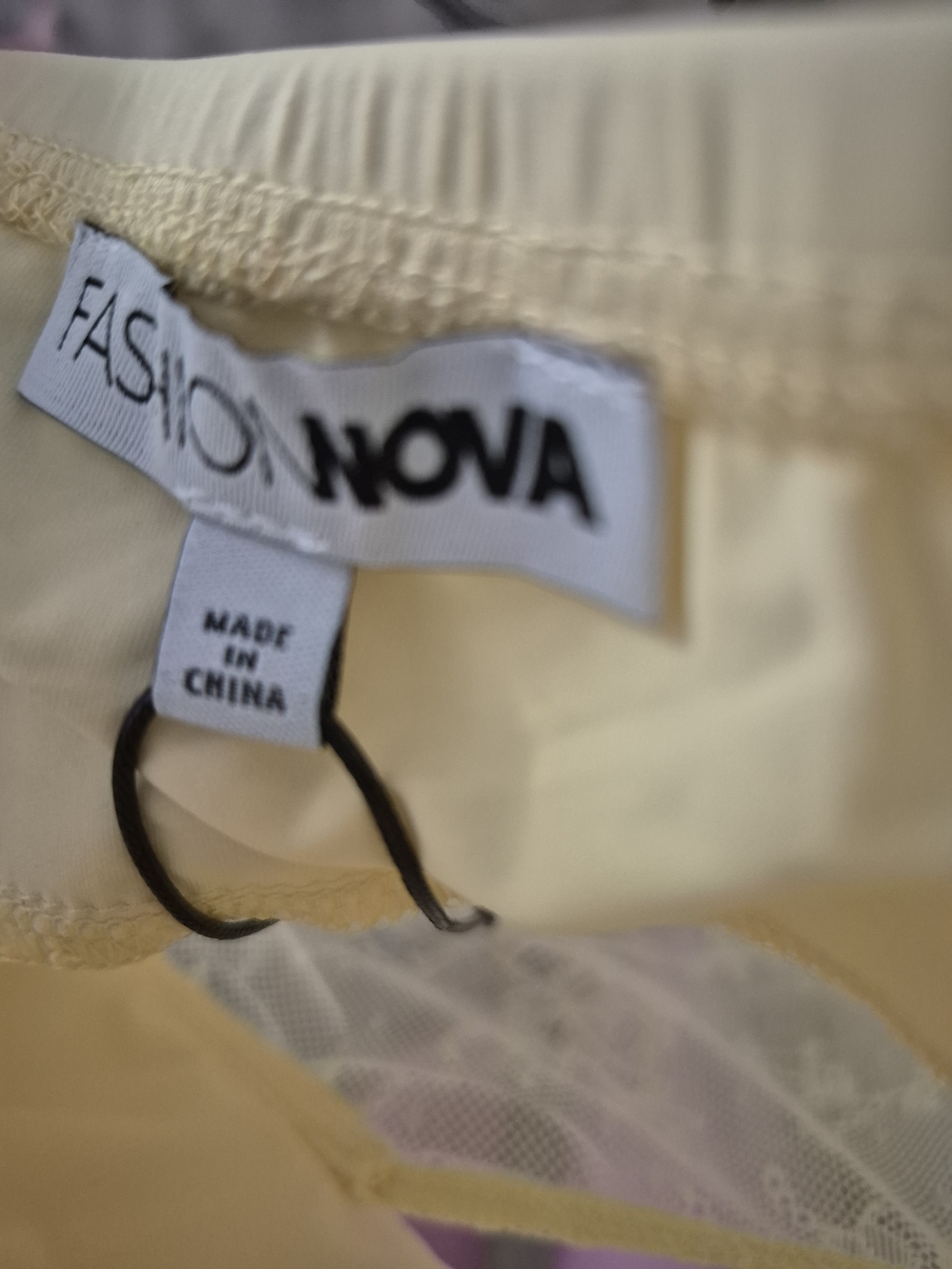 Fashion Nova Pale Yellow Lace Bodysuit - Picture 3 of 5